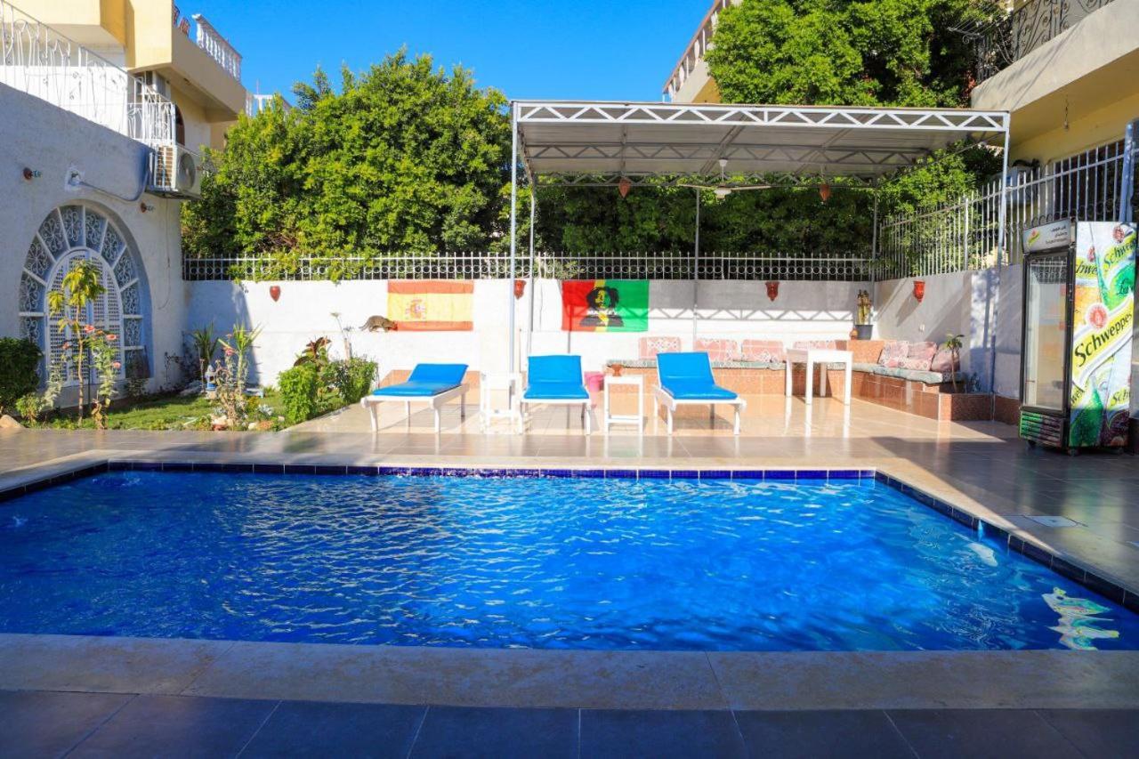 Oasis Guest house